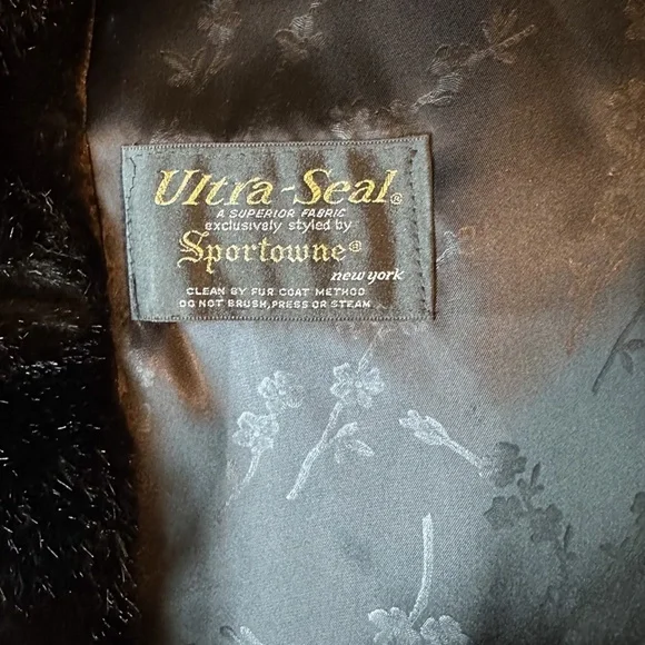 Vintage Ulta Seal Sportowne faux fur jacket- - Picture 2 of 5